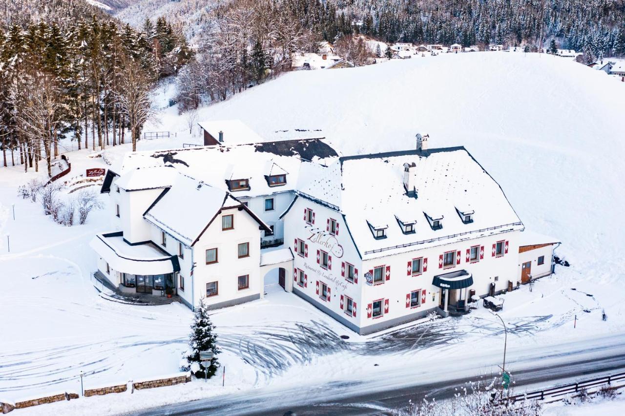 Landhotel Zellerhof ルンツ・アム・ゼー エクステリア 写真