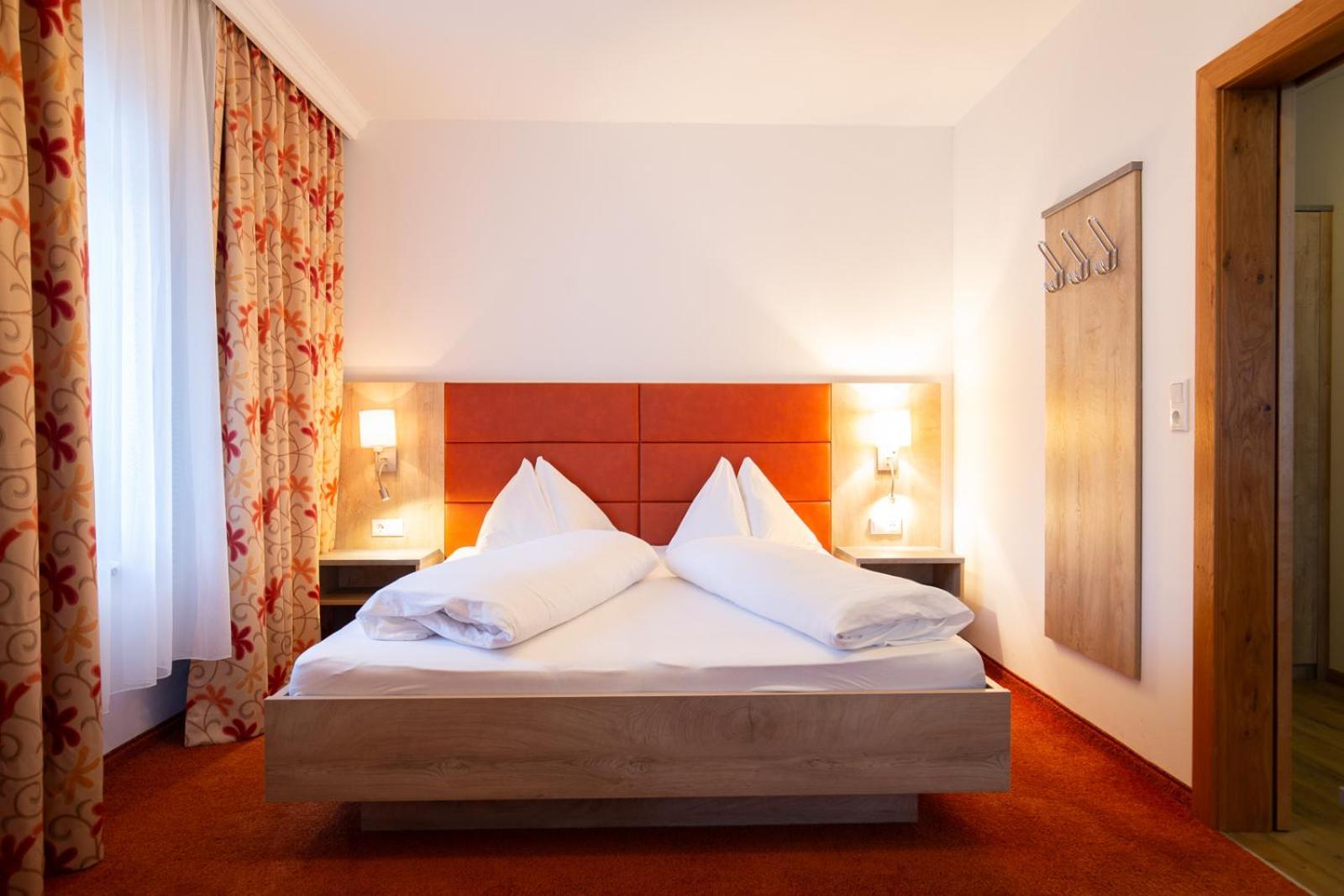 Landhotel Zellerhof ルンツ・アム・ゼー エクステリア 写真