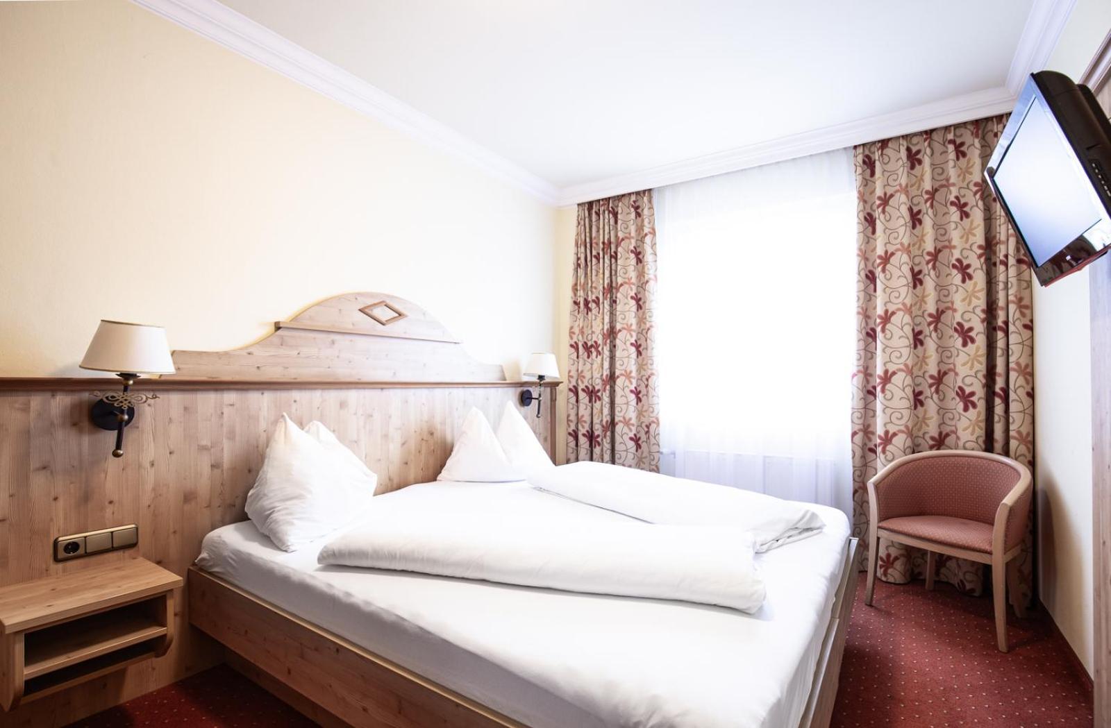 Landhotel Zellerhof ルンツ・アム・ゼー エクステリア 写真